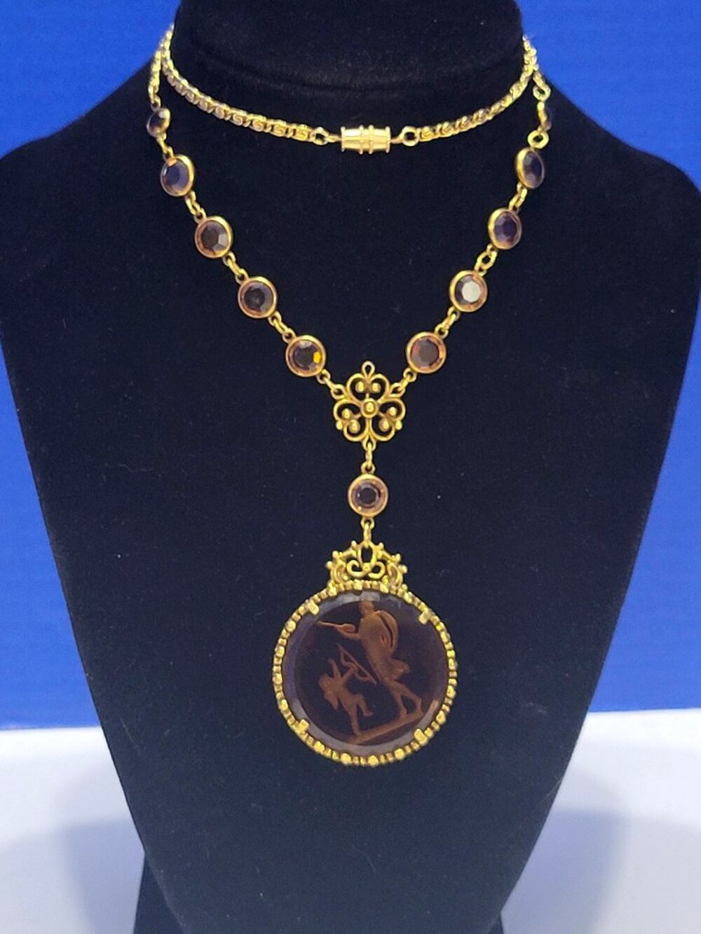 Vintage Cupid Intaglio Ornate Amber Necklace